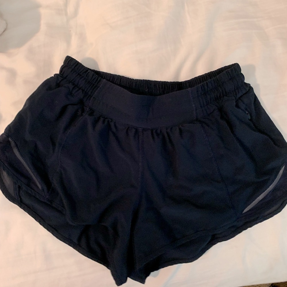 Lululemon Hotty Hot Short 2.5” Navy